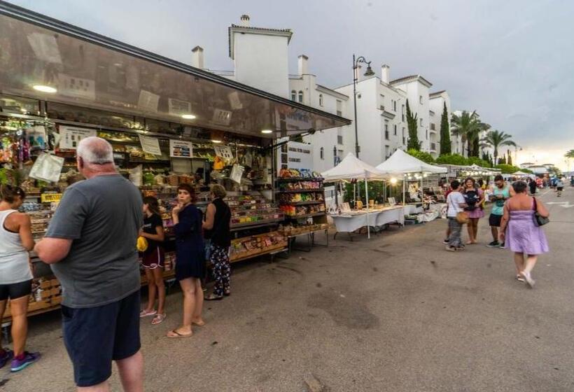 Bright Apartment With Large Terrace   Mo4223lt