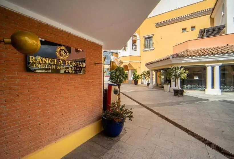 Bright Apartment With Large Terrace   Mo4223lt