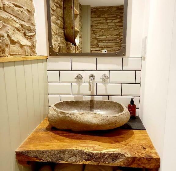 Hay Barn, Penrheol Farm, Unique Barn Conversion