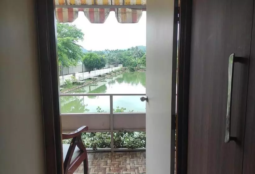 Hotelli Changs Resort