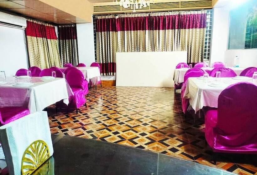 هتل White Rose Suites Ltd