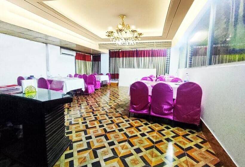 هتل White Rose Suites Ltd