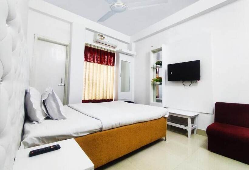 هتل White Rose Suites Ltd