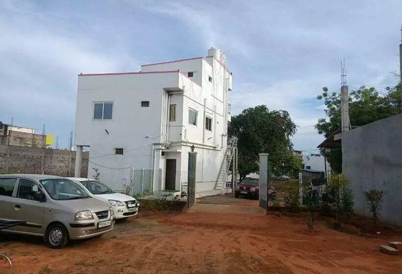 Majatalo Guru Residency Pondicherry