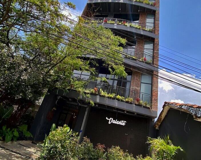 Royal Living Poblado