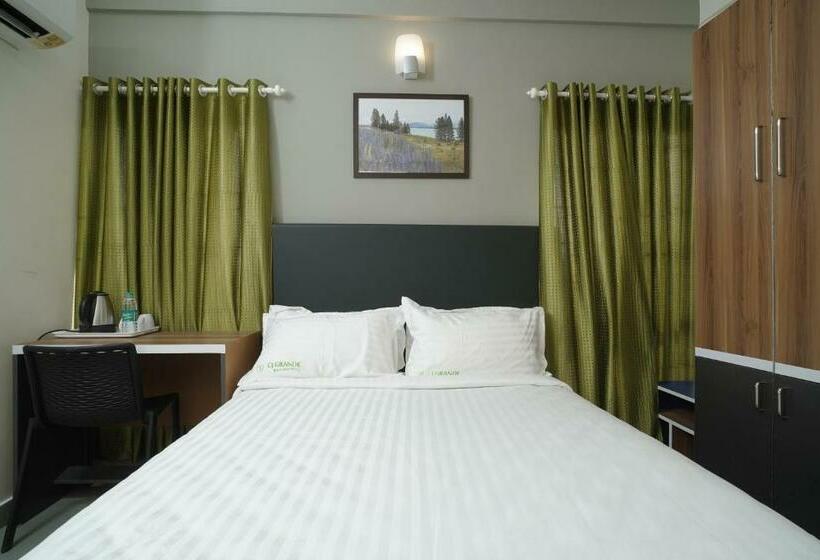 فندق Cj Grande Business