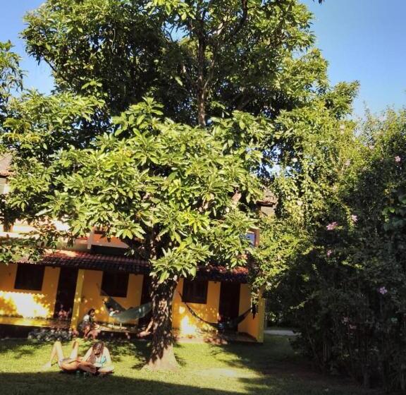 פנסיון Pousada Abacateiro