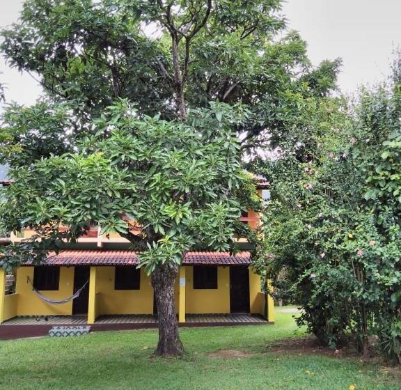 פנסיון Pousada Abacateiro