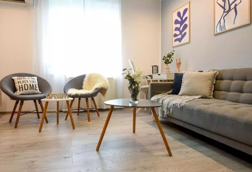 Thunderstorm Spacious 2br Apt At Piata Romana