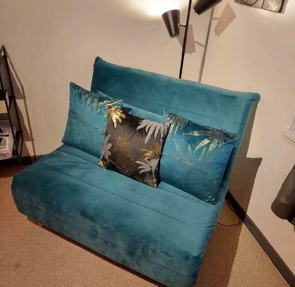 تختخواب و صبحانه Fagn Ity