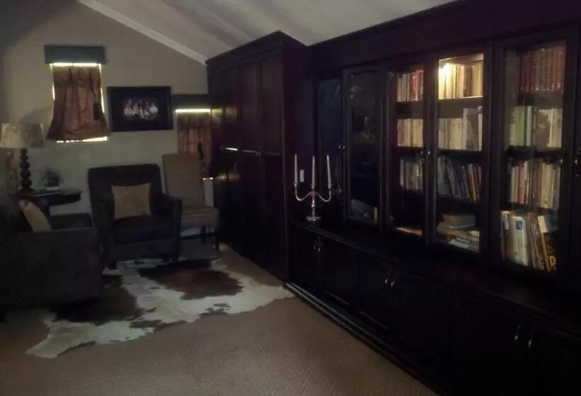 Cornerstone Guest Lodge