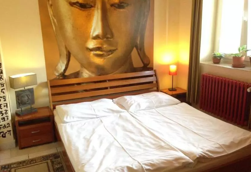 Hostel Marabou Prague