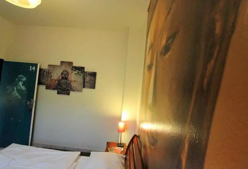 Hostel Marabou Prague