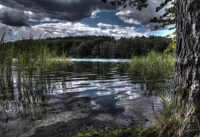 בית מלון כפרי Am Liepnitzsee