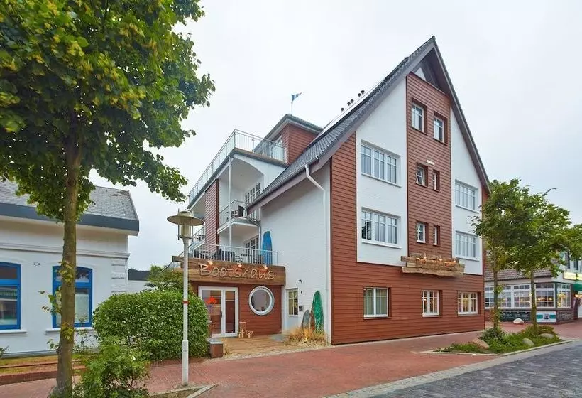 Отель Bernstein Bootshaus