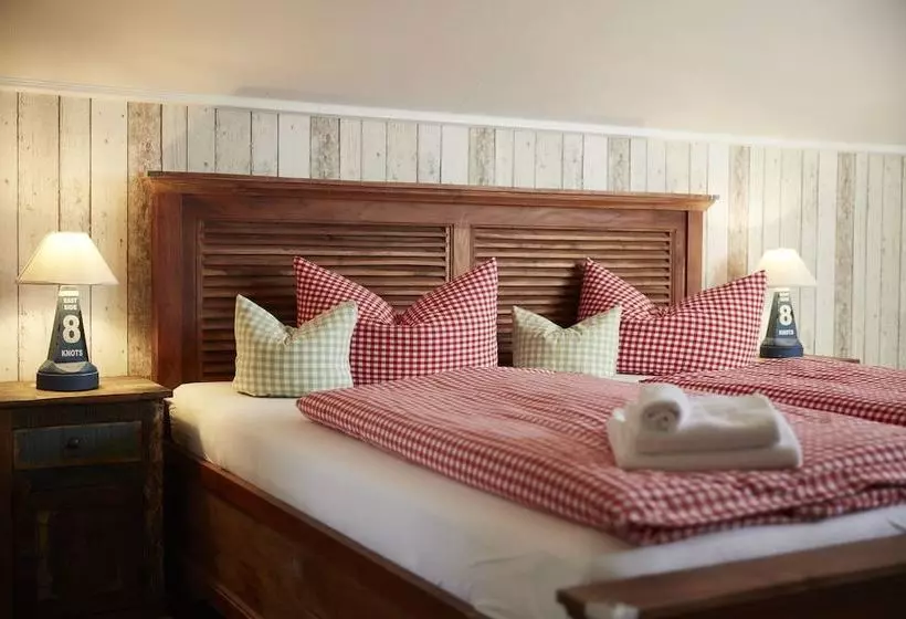 Отель Bernstein Bootshaus