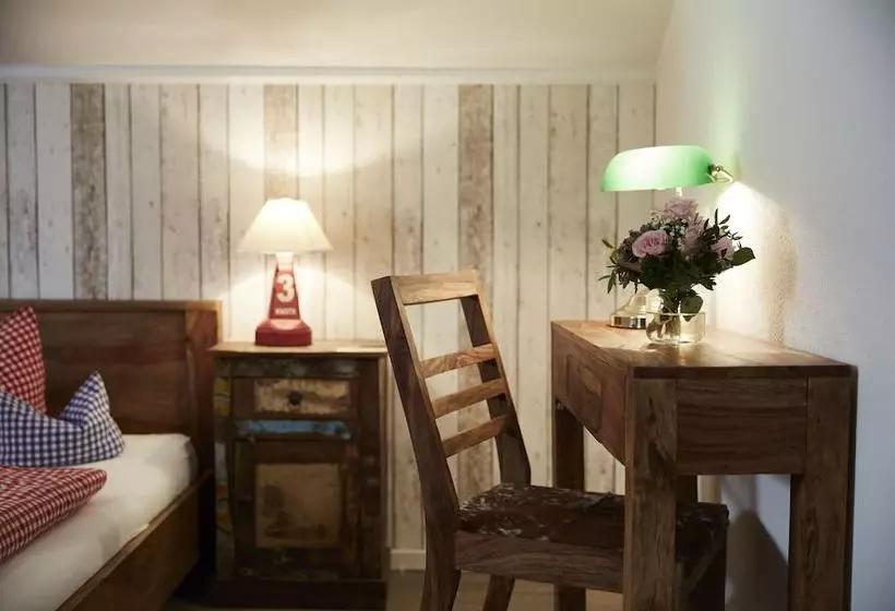 Отель Bernstein Bootshaus