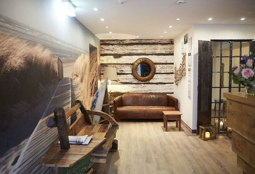 ホテル Bernstein Bootshaus