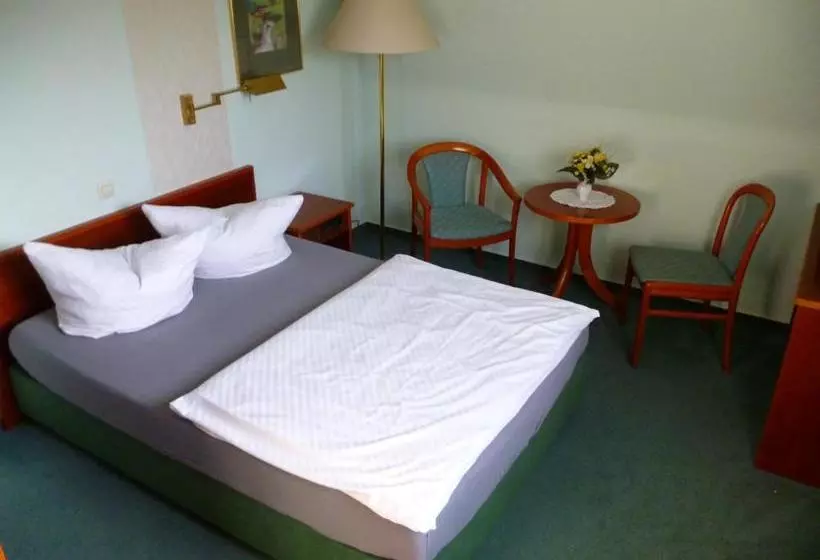 Отель Brandenburg