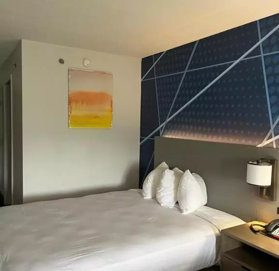 هتل Comfort Inn Pensacola Near Nas Corry Station