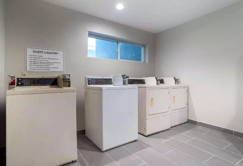 هتل Comfort Inn Pensacola Near Nas Corry Station