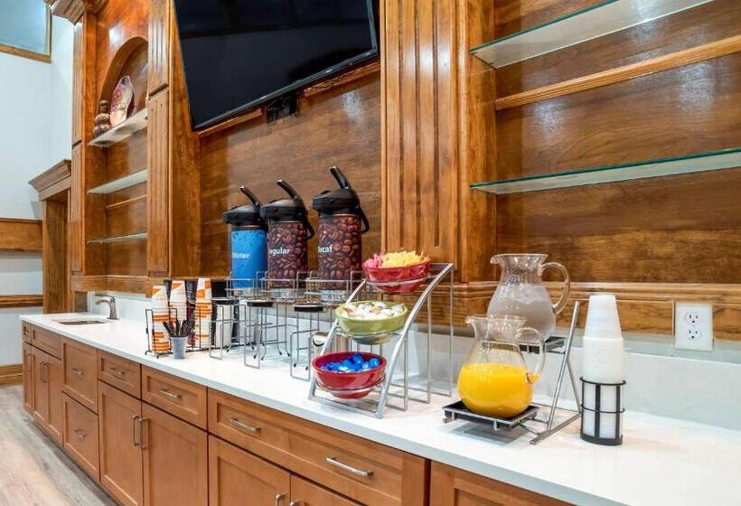 فندق Comfort Inn Pensacola Near Nas Corry Station