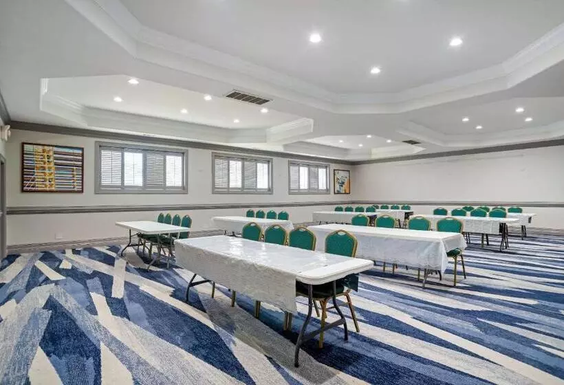 هتل Comfort Inn Pensacola Near Nas Corry Station
