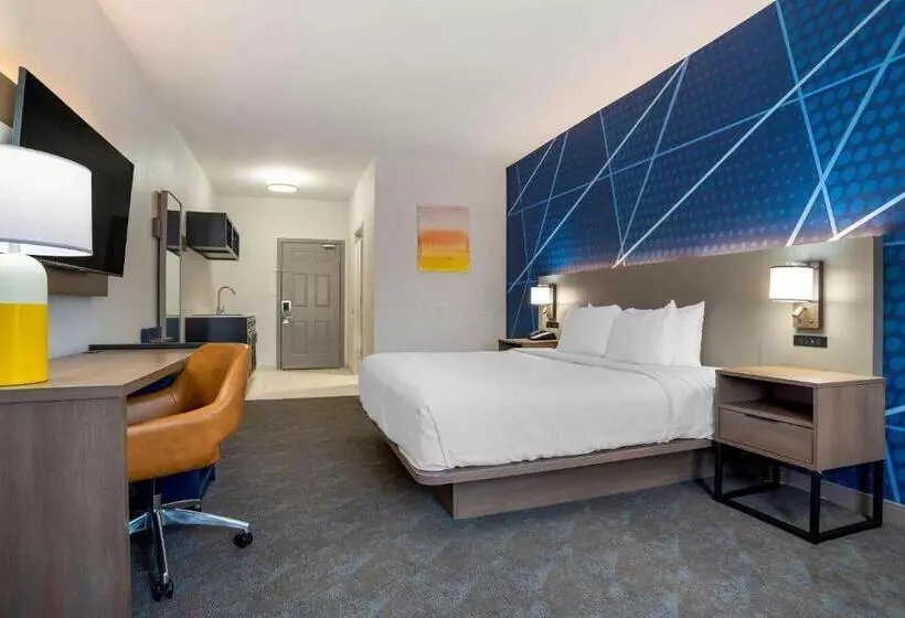 هتل Comfort Inn Pensacola Near Nas Corry Station