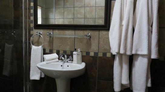 פנסיון Dinkwe Guest House