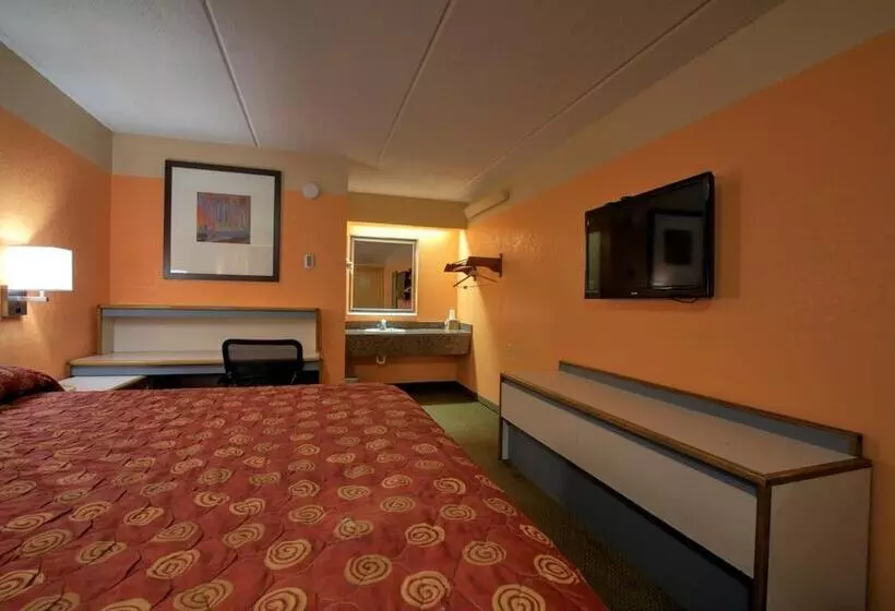 هتل Fair View Inn & Suites