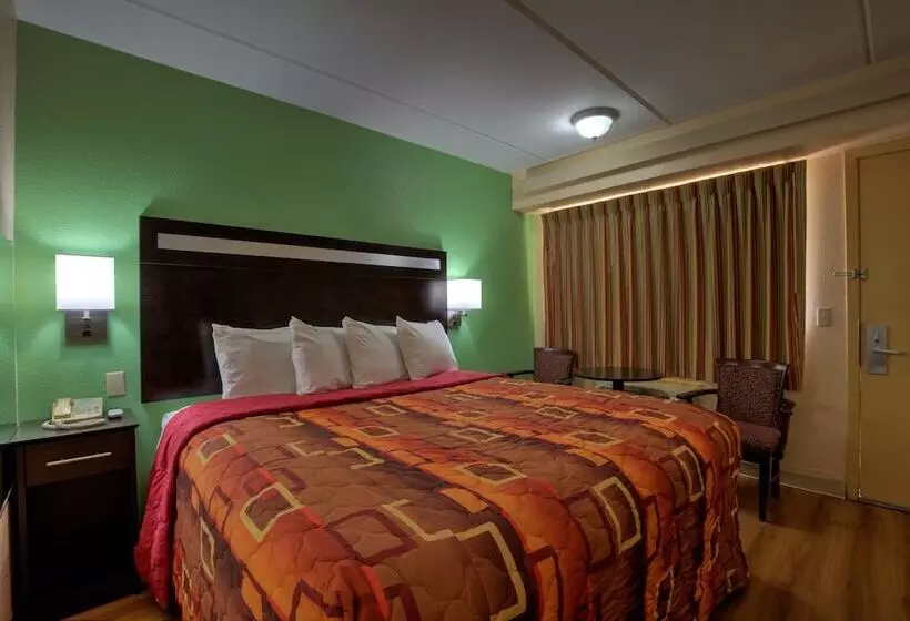 هتل Fair View Inn & Suites