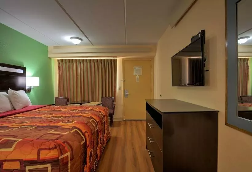 هتل Fair View Inn & Suites