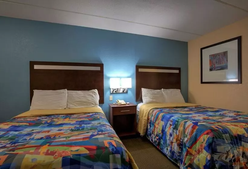 هتل Fair View Inn & Suites