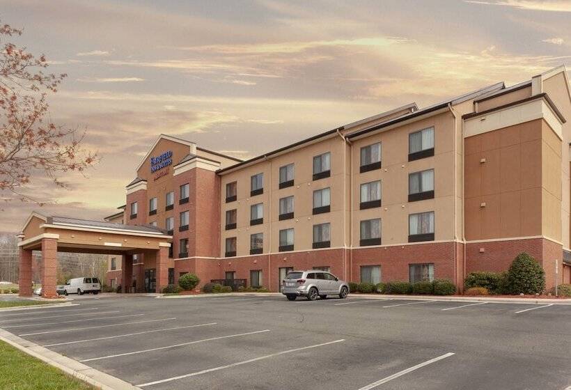 فندق Fairfield Inn & Suites By Marriott Matthews Charlotte