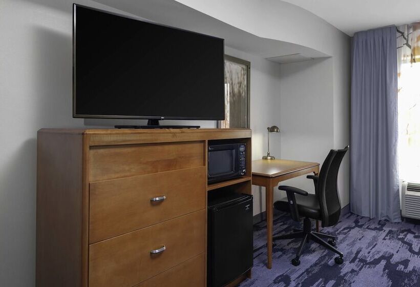 فندق Fairfield Inn & Suites By Marriott Matthews Charlotte