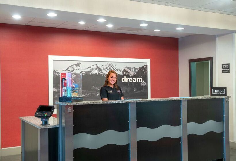 酒店 Hampton Inn & Suites Roanoke Airport