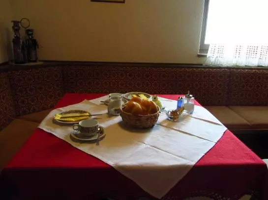 هتل Haus Galaverda