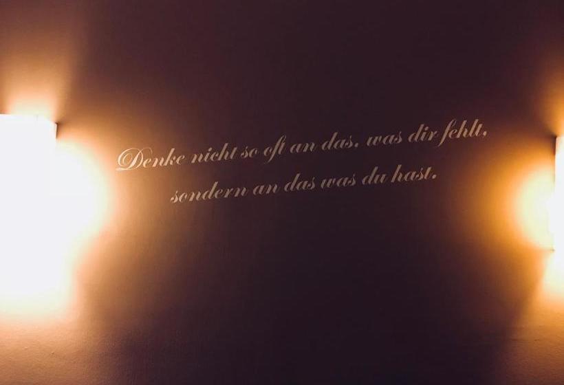 בית מלון כפרי Lukas Restaurant  Lounge Bar