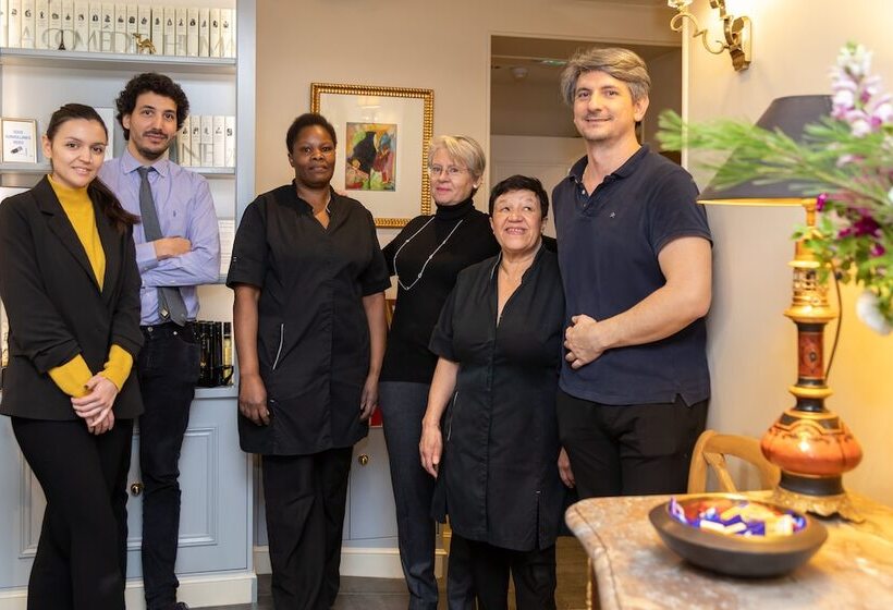 Hotel Hôtel Le Relais Des Halles