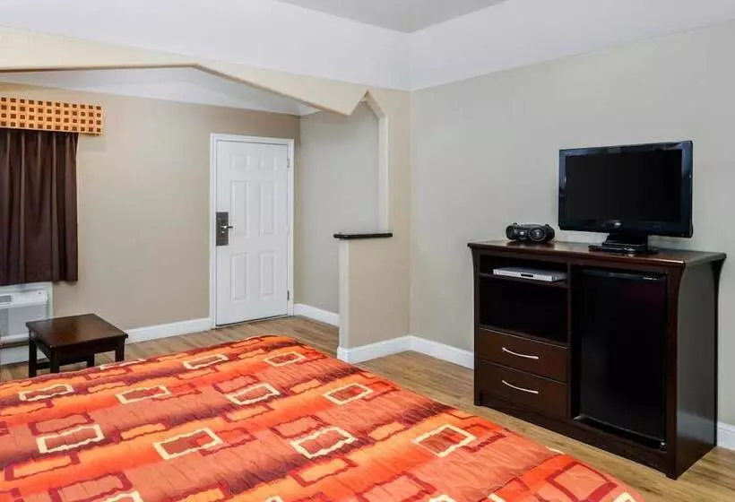 호텔 Scottish Inn And Suites Highway Six South