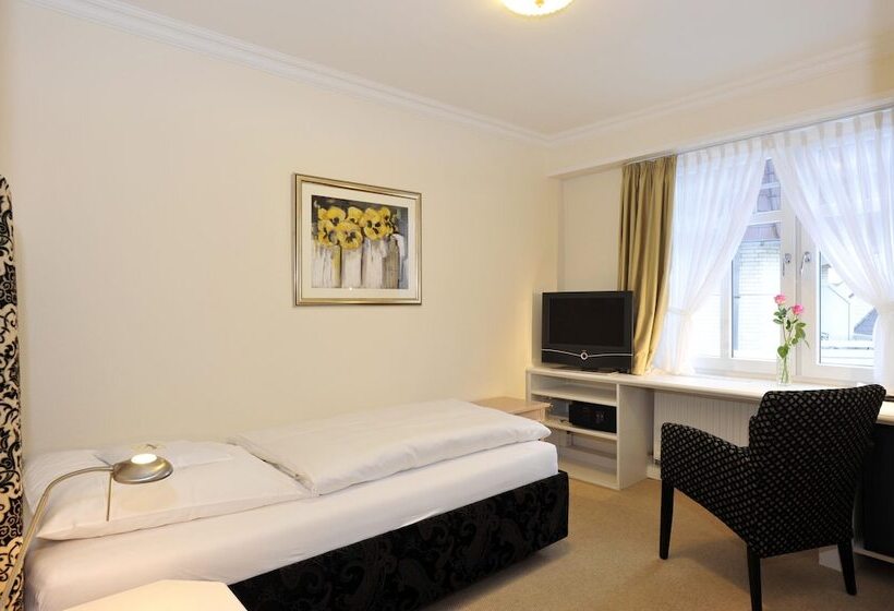 ホテル Strandhörn