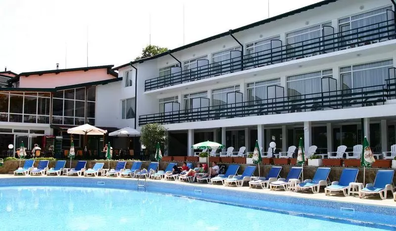 Kini Park Hotel All Inclusive & Free Parking