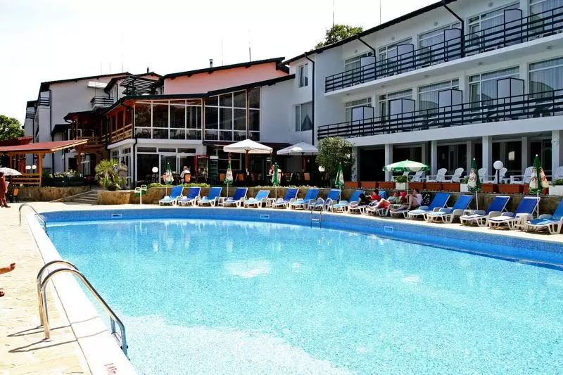 Kini Park Hotel All Inclusive & Free Parking