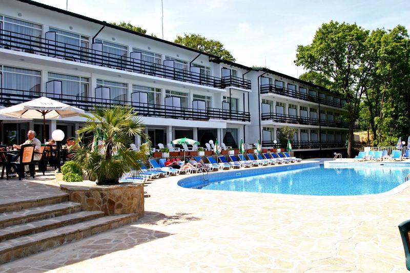 Kini Park Hotel All Inclusive & Free Parking