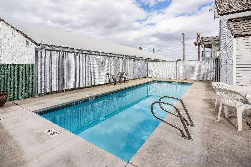 فندق على الطريق Howard Johnson By Wyndham Spokane