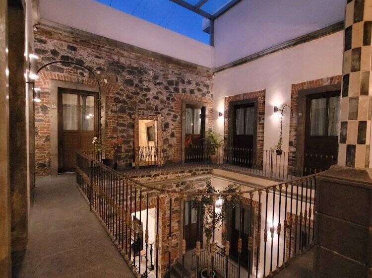 هتل Milo Collection