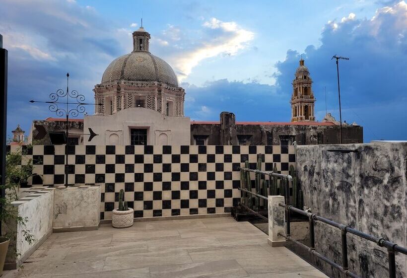 هتل Milo Collection