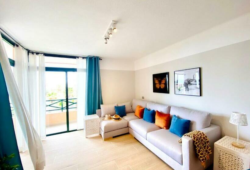 La Paz. Lovely Apartment Overlooking The Golf And Sea