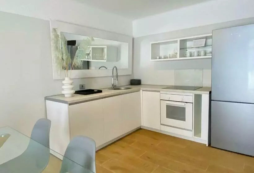 La Paz. Lovely Apartment Overlooking The Golf And Sea