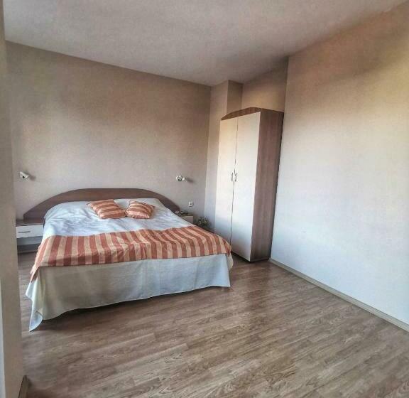 پانسیون Guesthouse Sonya